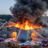 Großbrand in Ennepetal – Lagerhalle gerät in Brand