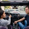 Kritische Momente, entspannte Art: Dieser Fahrlehrer geht viral